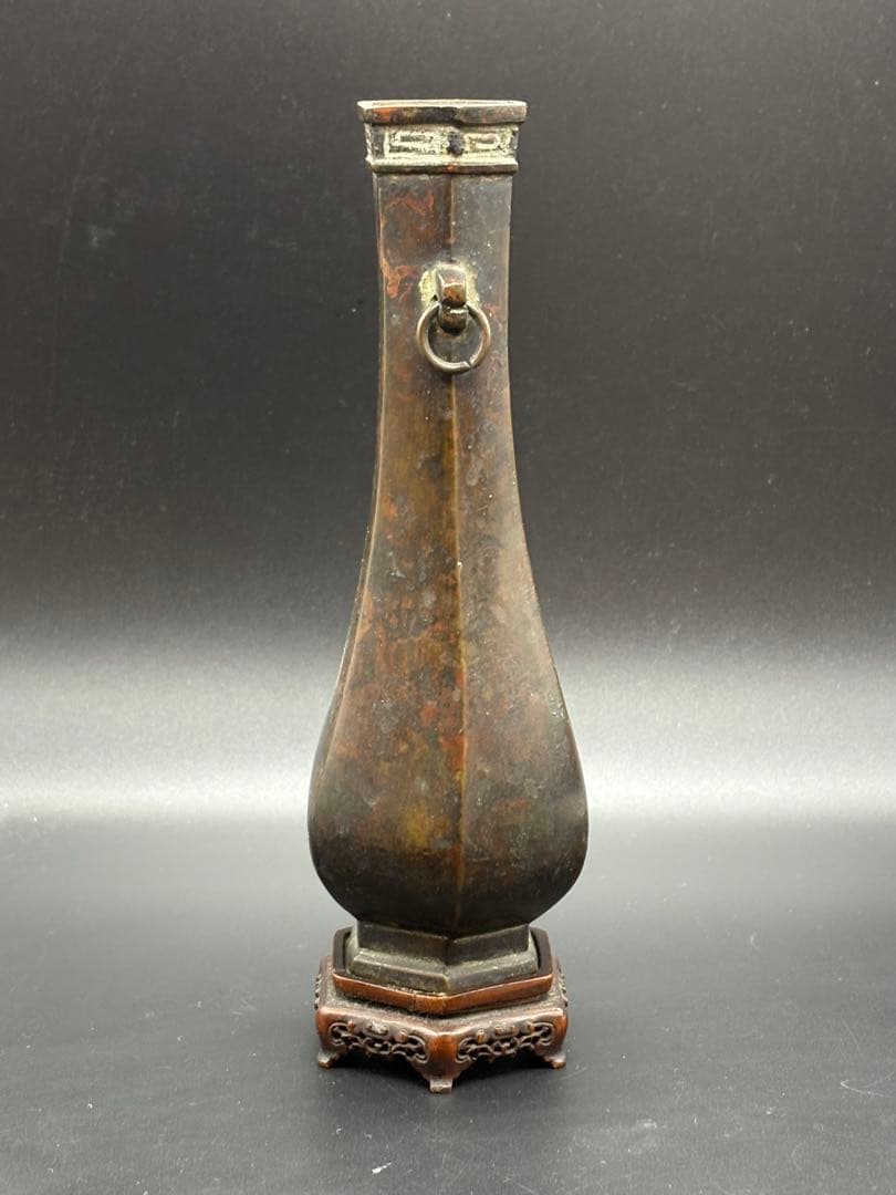 銅製 六角双耳飾花器 手彫唐木花台付 /金属工芸 唐銅 斑紫銅 花入 花瓶