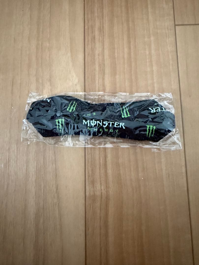 ONE173 【直筆サイン入りポスター】 VVIP席限定グッズ13点セット