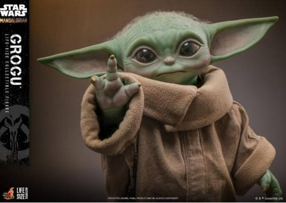 ホットトイズ 1/1 マンダロリアン グローグー キャリーバッグ付 LMS015