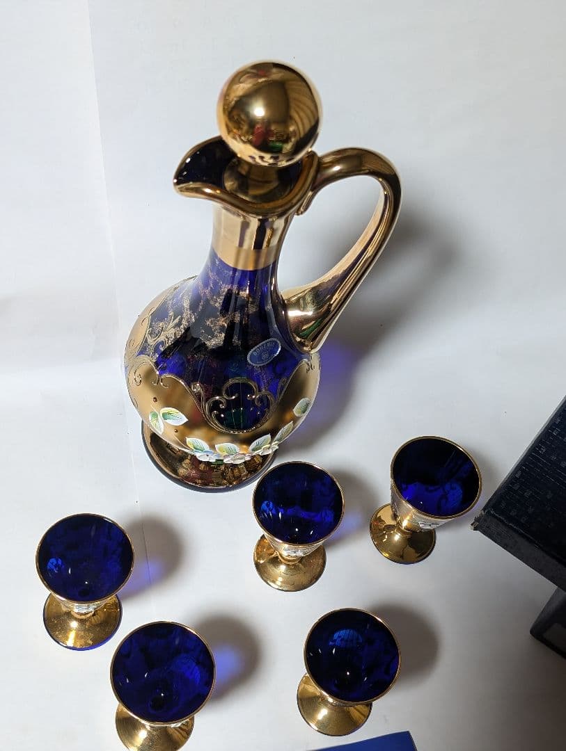 （押し上）BOHEMIA GLASS LASKA デキャンタとショットグラス