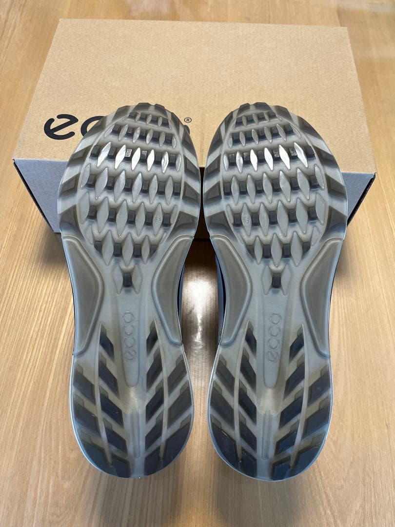 新品同様 ECCO ゴルフシューズ 白 27.5 BOA 44,000円