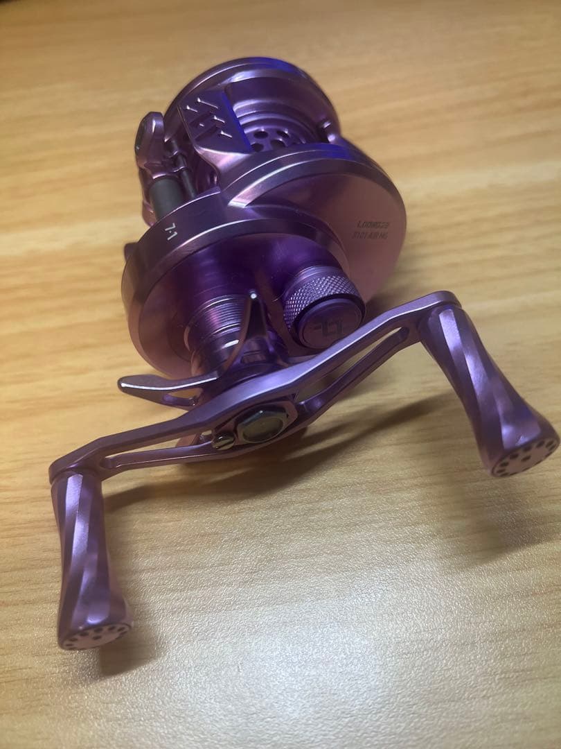 【正規取扱品・値下げ】ローンズB101HGBF 替えスプール付