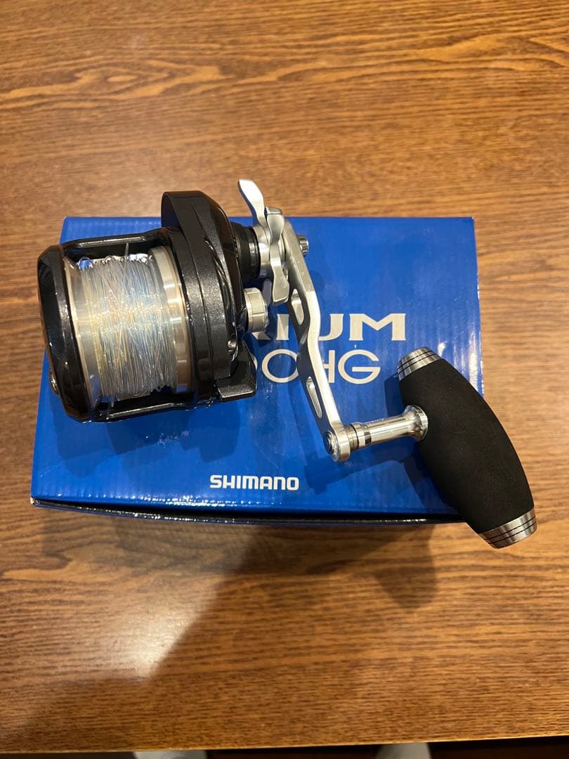 SHIMANO TORIUM 2000HG ベイトリール
