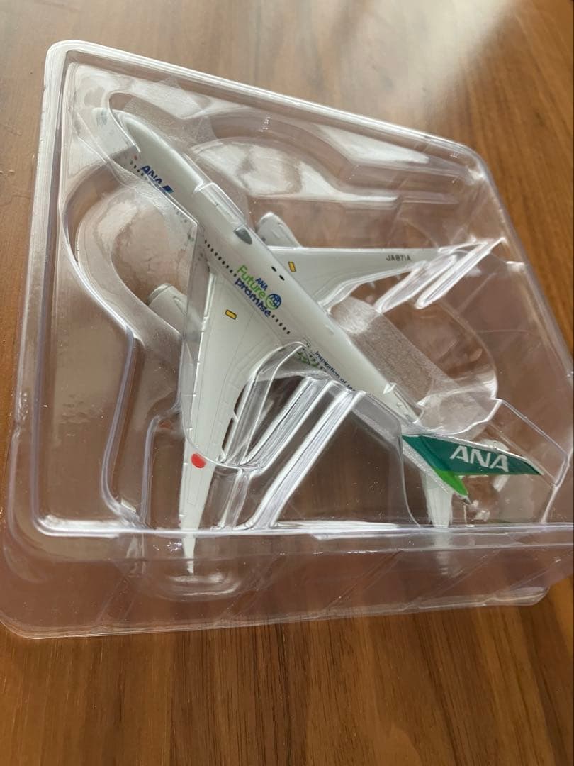 1/400 ANA 特別塗装 Green Jet B-787-9 モデルプレーン