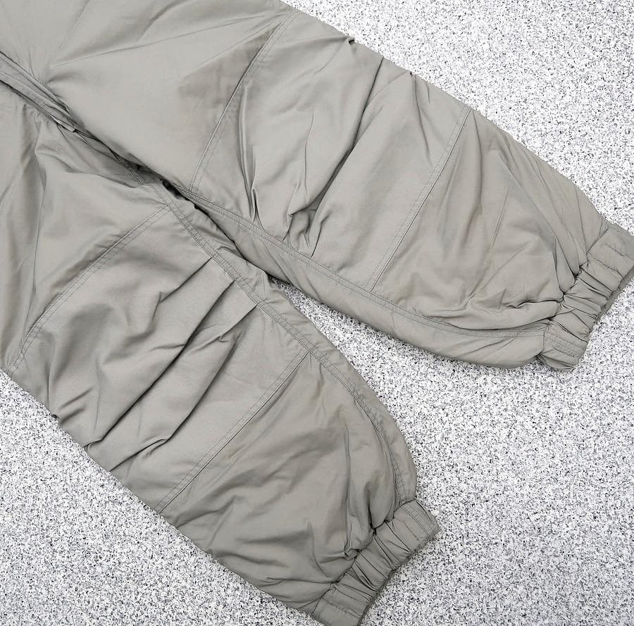 ④ 新品 S-S 米軍実物 ワイルドシングス製 レベル7 プリマロフト パンツ