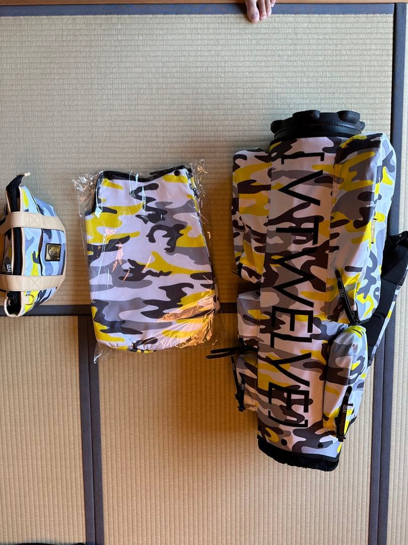 v12ゴルフキャディバッグ8.5インチ他3点セット