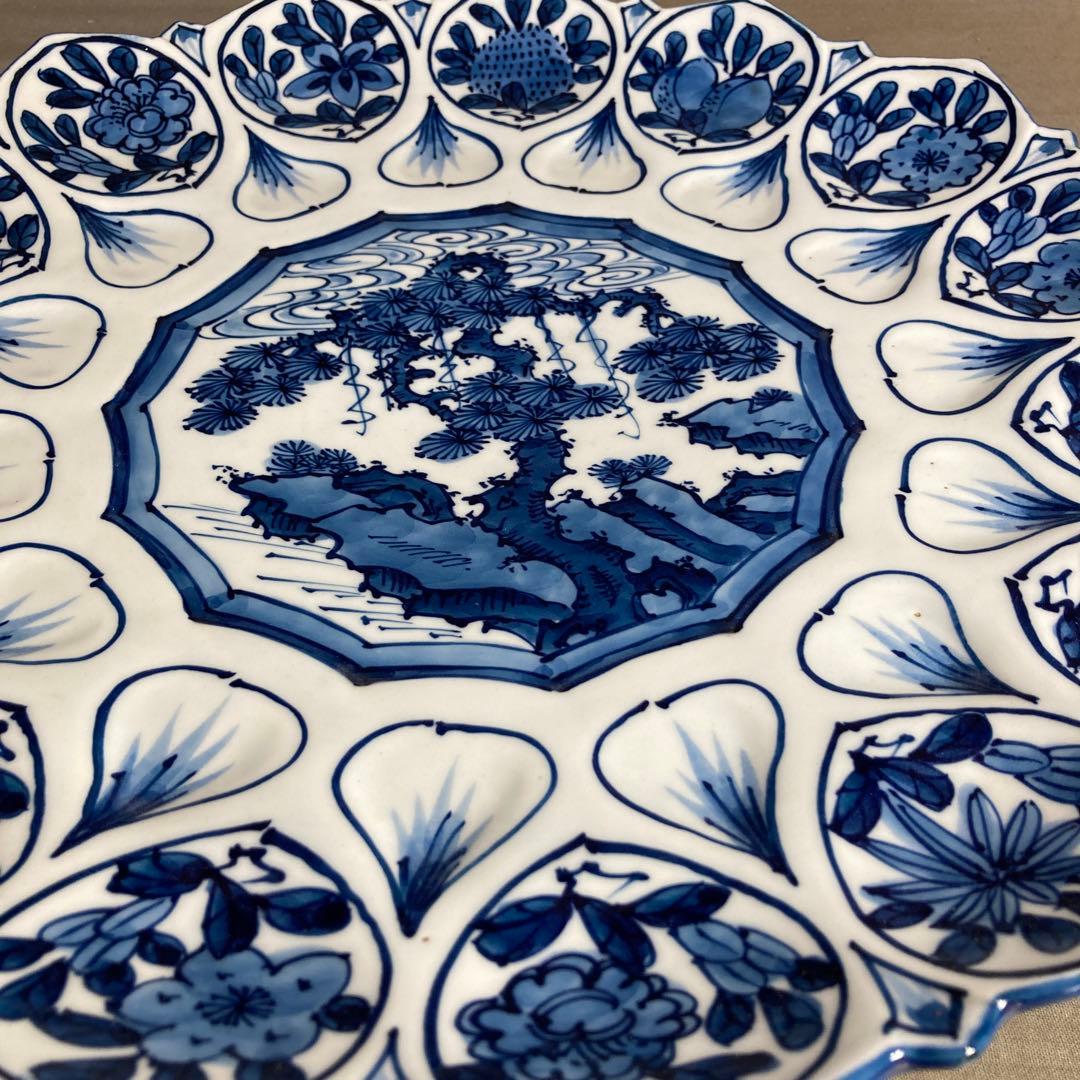 【源右衛門】古伊万里の伝統　日本の名窯　舘林源右衛門作　染付輪花文　輪花形大皿