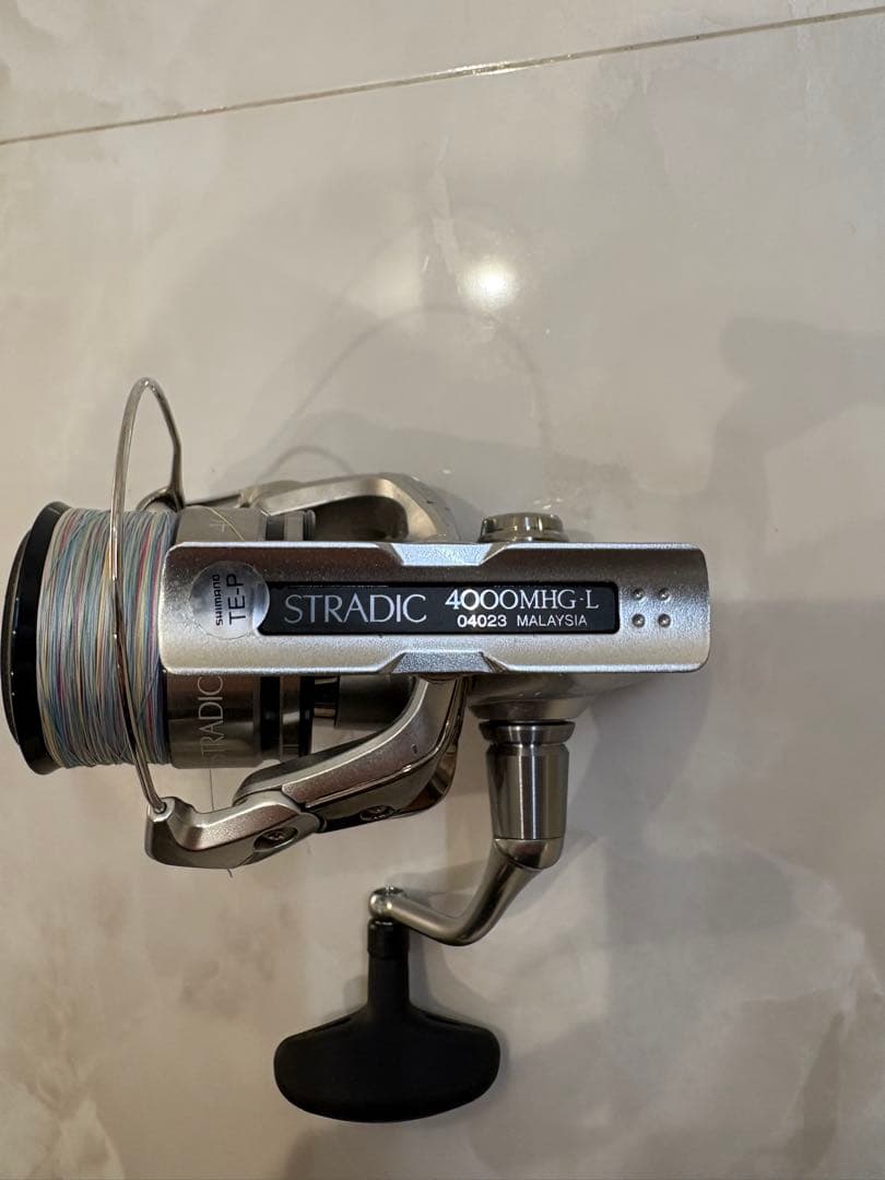 SHIMANO STRADIC 4000MHG-L スピニングリール