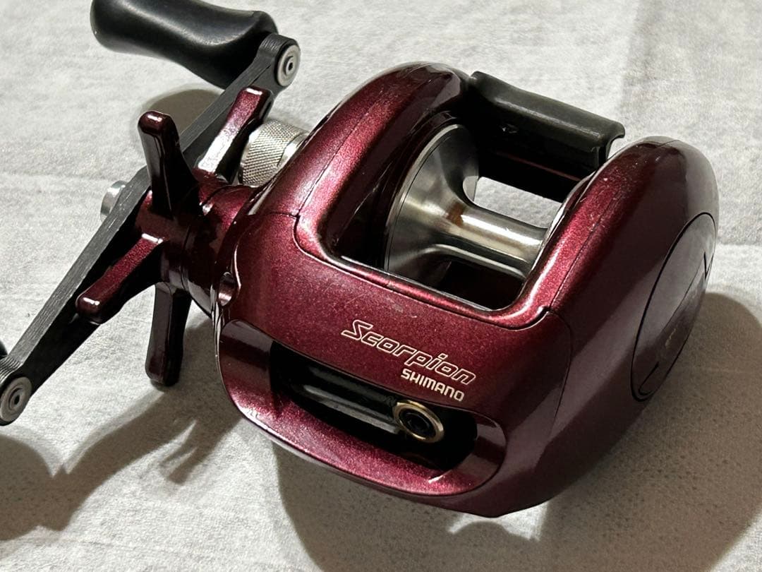 シマノ スコーピオン1500 　動作良好　ZPI SSRC カーボンハンドル