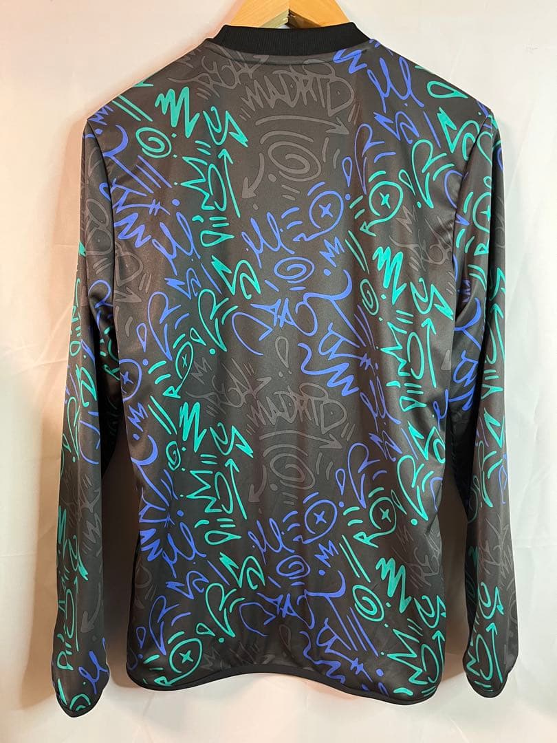 新品未使用】adidas アディダス　レアルマドリード プレマッチウォームトップ