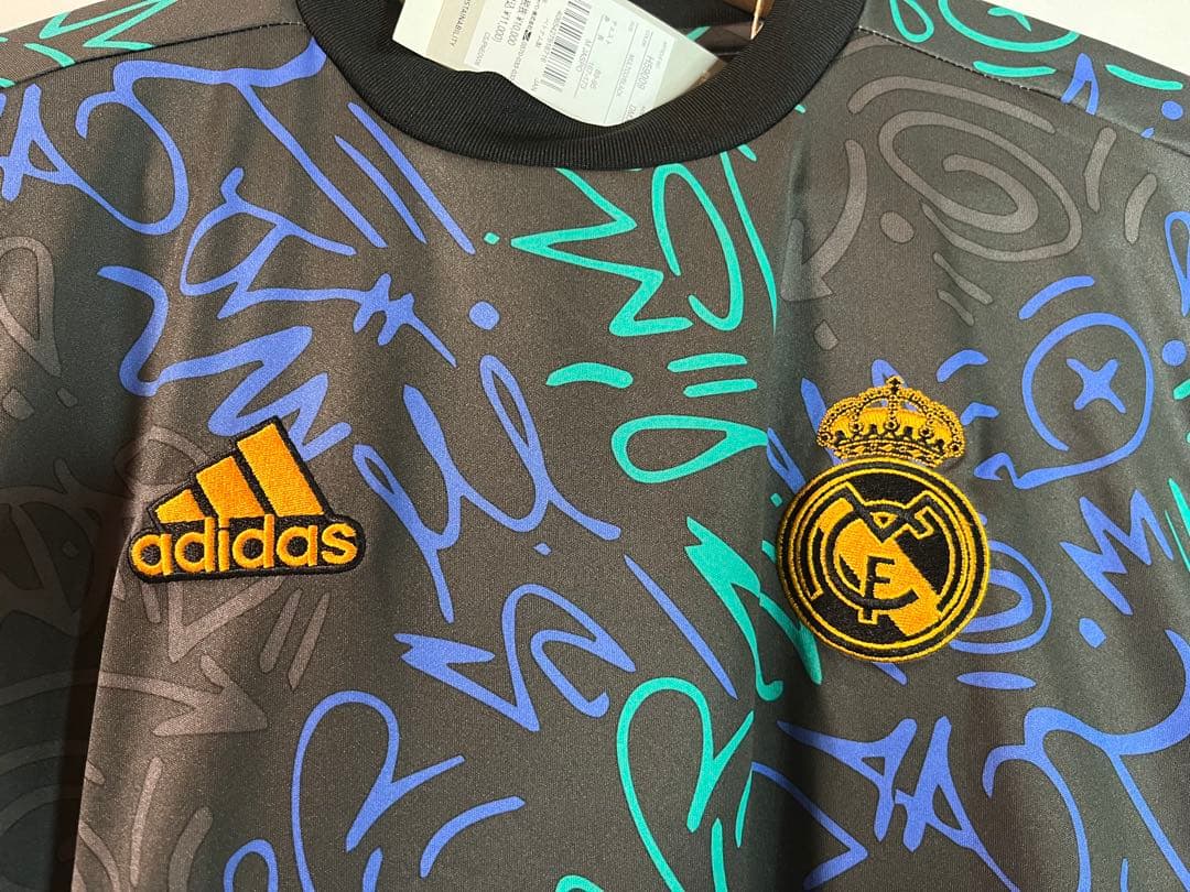 新品未使用】adidas アディダス　レアルマドリード プレマッチウォームトップ