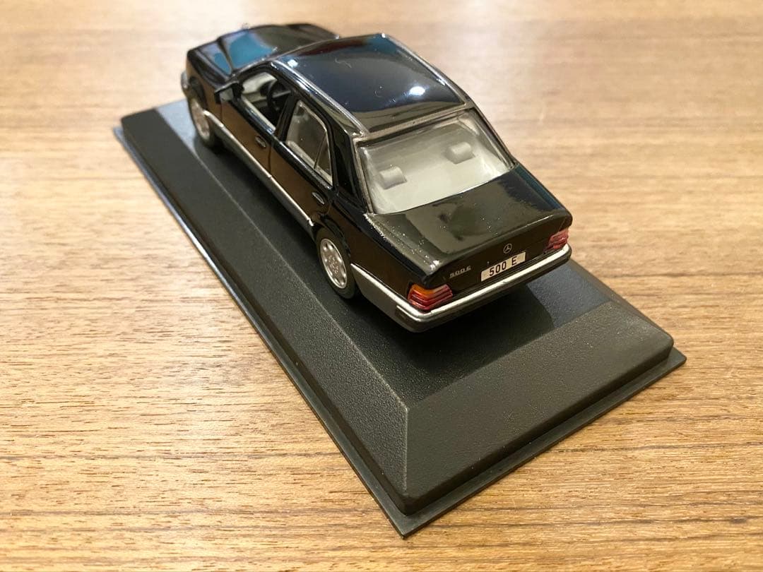 中古品 希少！1/43 ミニチャンプス メルセデスベンツ 500E ブラック