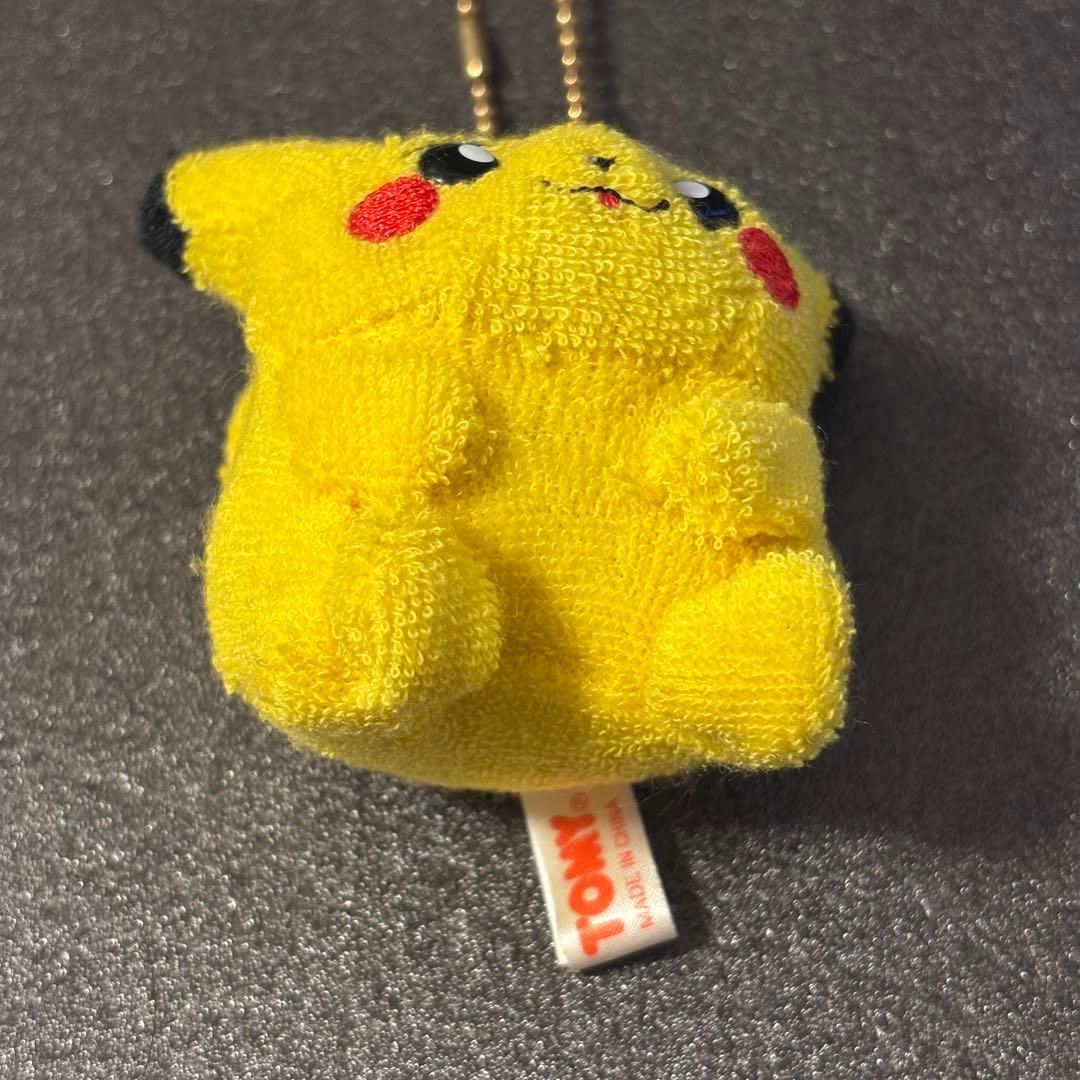 希少 うるるん　ボールチェーンマスコット 初期ピカチュウ TOMY 平成レトロ