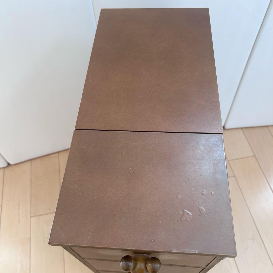 ミッキーマウス　コンパクトコスメワゴン希少　アラウニハワイピンバッジ　ディズニー