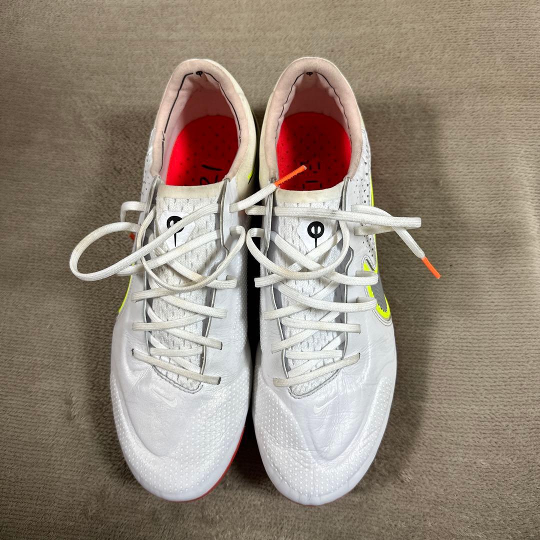 ナイキ　ティエンポ9 エリート　SG