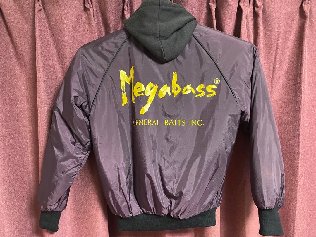 【激レア】未使用 メガバス スタッフジャンパー ブラックチェリー 非売品