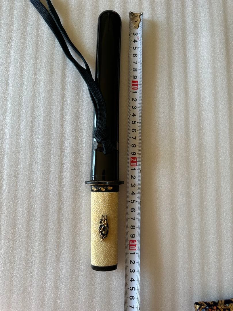 模造刀 黒鞘　鞘付き長さ33cm 鞘抜き重さ約204g 刀袋付き 短刀 武具