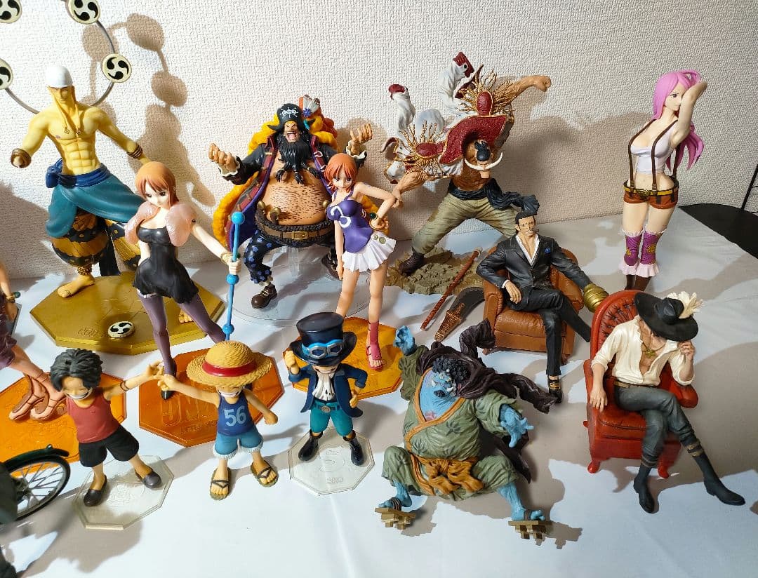 ☆　ワンピースフィギュア　まとめ売り　エネル　黒ひげ　ナミ　青雉　エース　他　☆