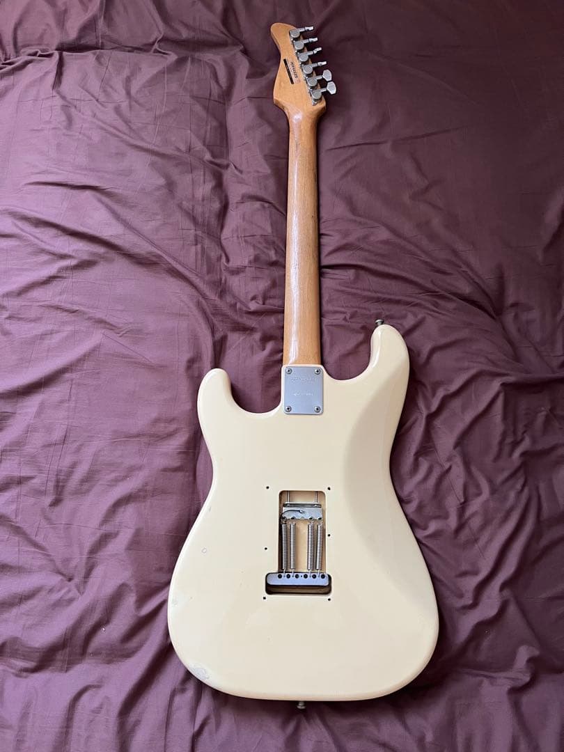 【調整済】fernandes LE-2 国産　ストラト　エレキギター　カスタム多