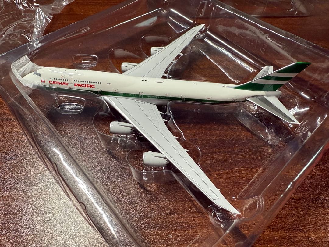 JC Wings 1:400 キャセイパシフィック B747-8I B-HKG