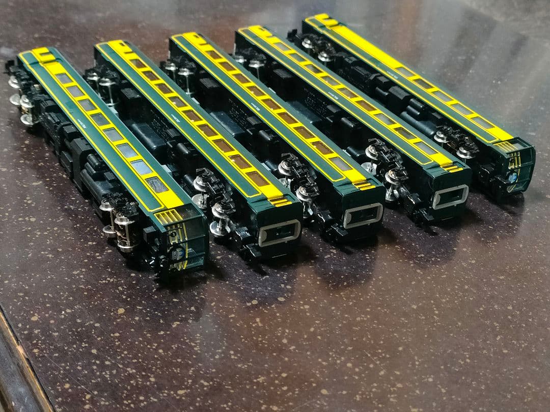 n　★サロンカーなにわ 5両