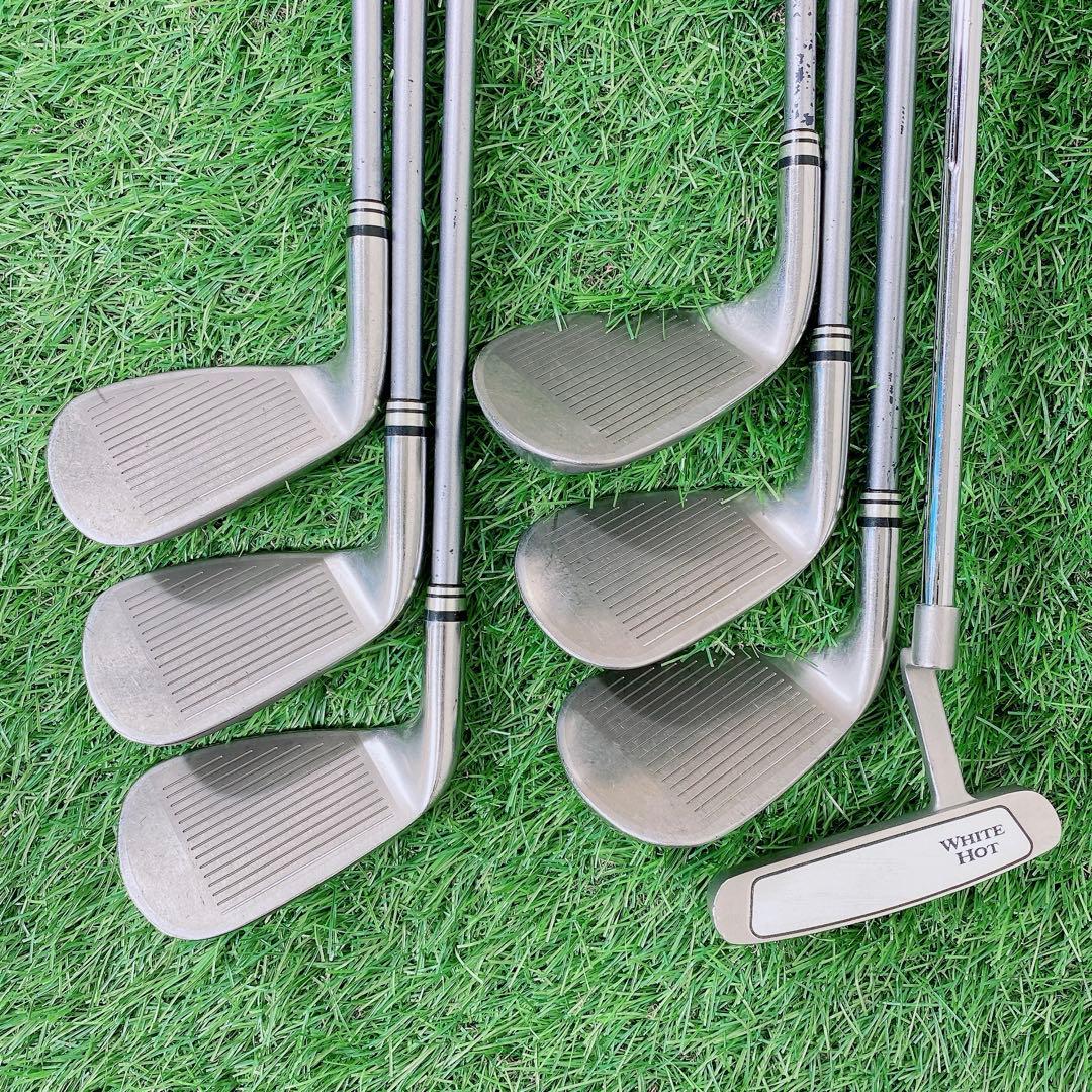 新品キャディバッグ　ゴルフクラブ　レディースセット　ゼクシオ　700 N1419