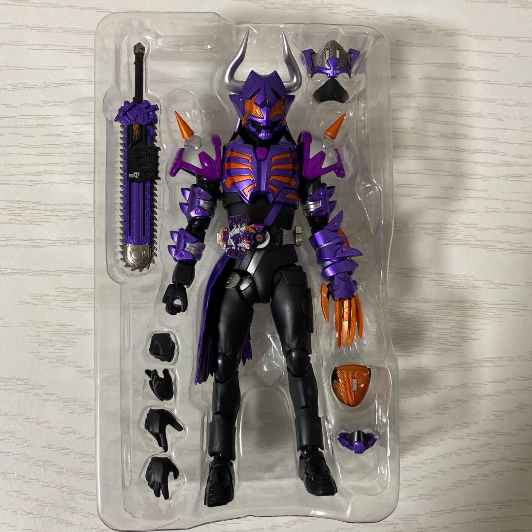 SHフィギュアアーツ 仮面ライダーギーツ タイクーン バッファ ナーゴ