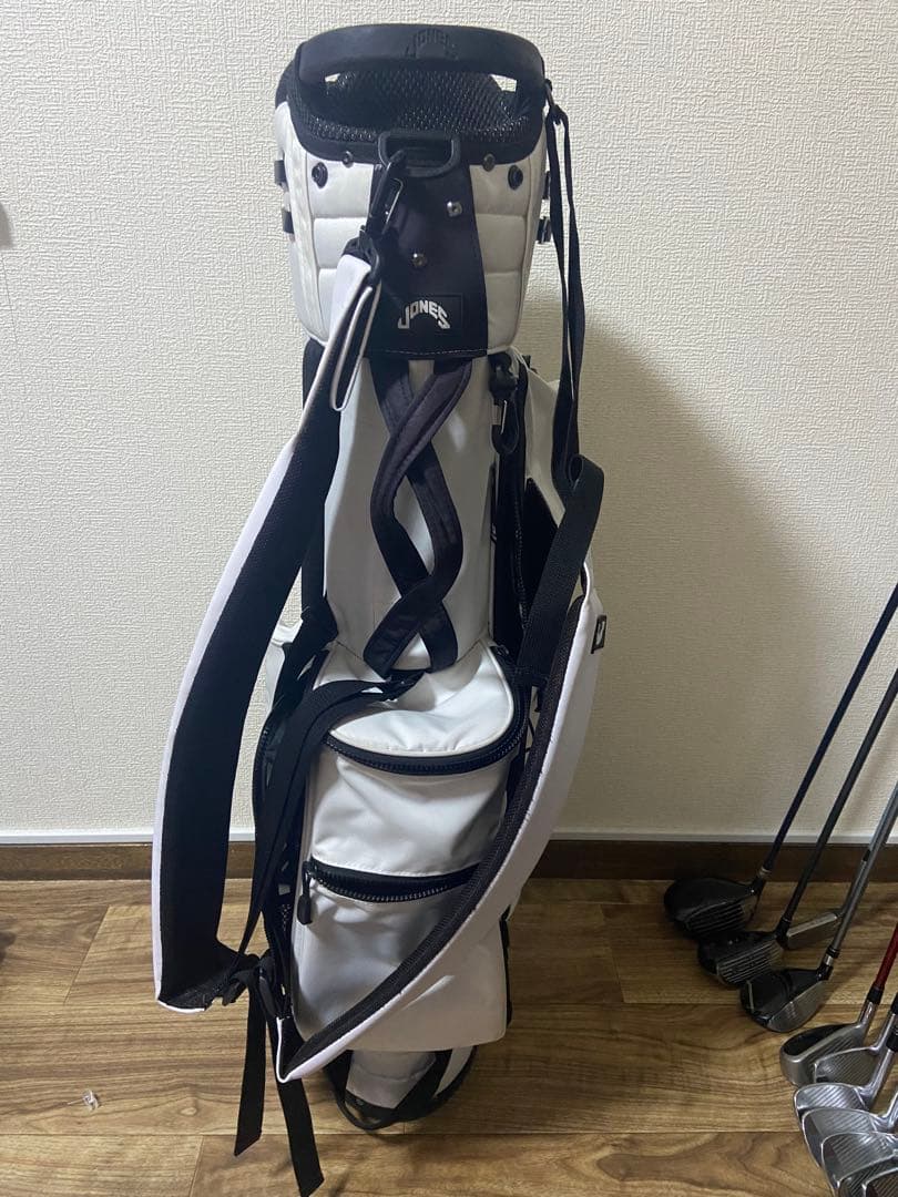 ホワイトゴルフバッグ・キャディバッグ