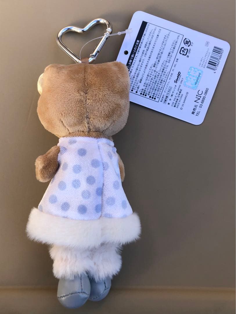 超お買得‼️正規品　新品　タグ付　ハローキティドレススタイルキーホルダー6set❣️