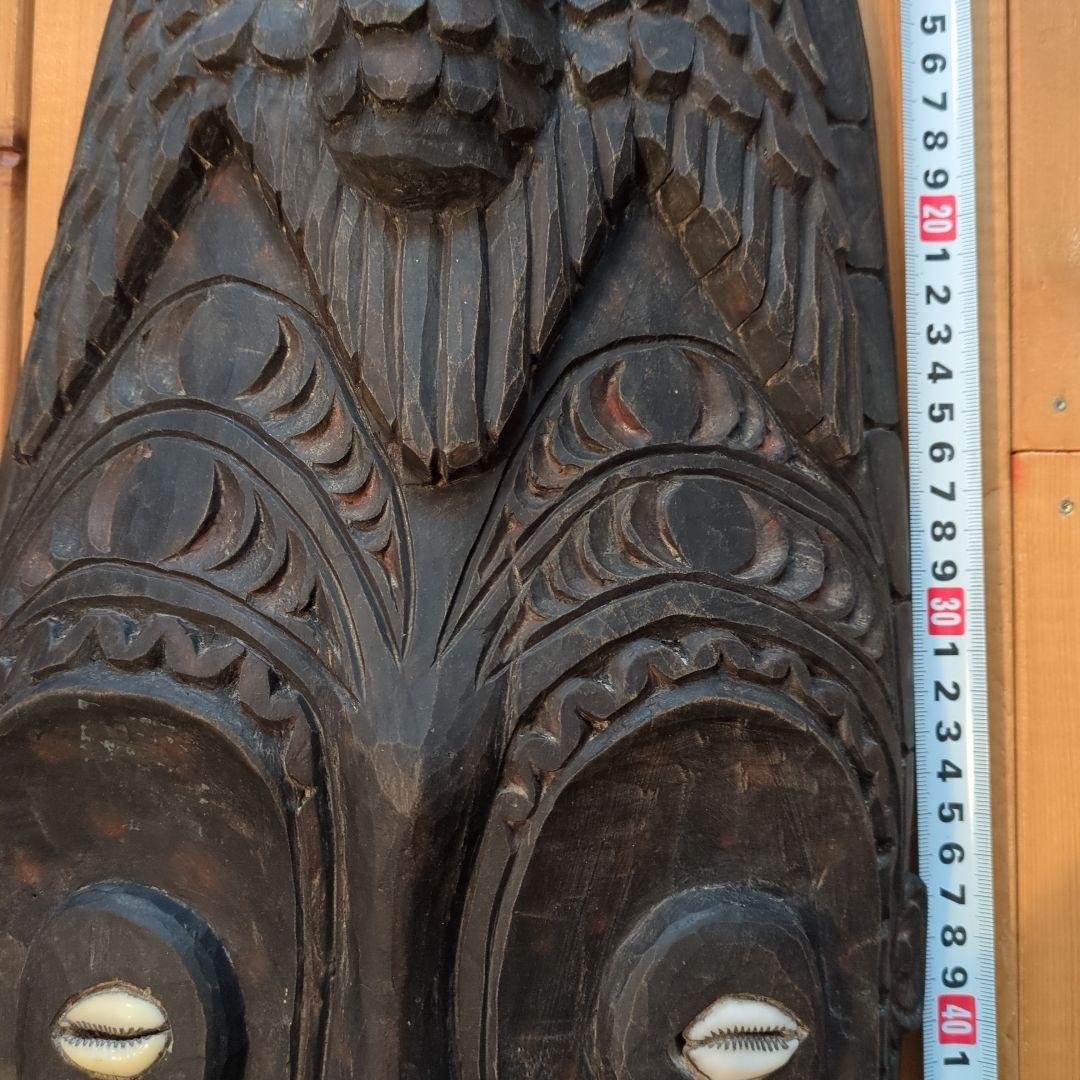 アンティーク　パプアニューギニアの木製マスク　長さ62センチ貝殻目