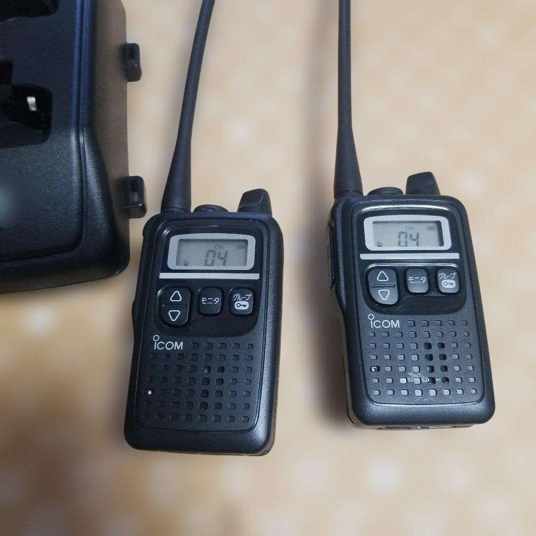 iCOM トランシーバー　IC-4300 BC-200充電器セット　①