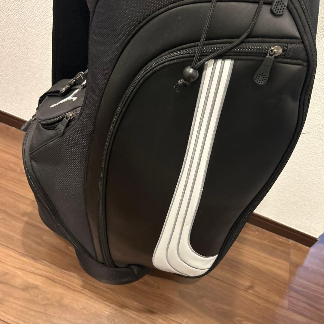 美品Puma プーマキャディバッグ　ブラック　ホワイトライン