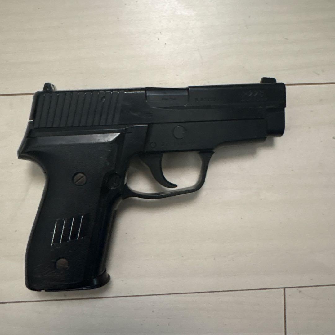 タクティカルベスト／プレートキャリア風ベスト（エアガン・サバゲー向け）