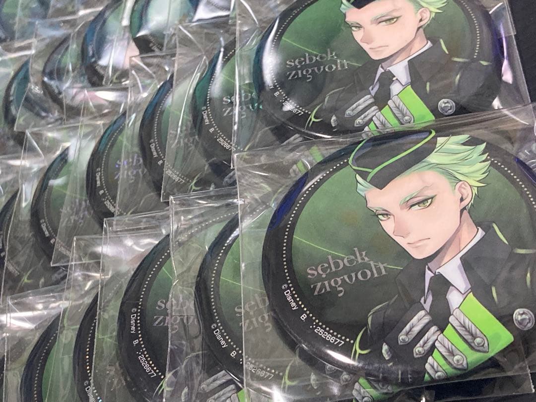 セベク 缶バッジ 80個