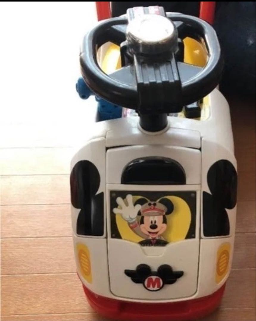 レア乗り物　ミッキーマウス乗り物