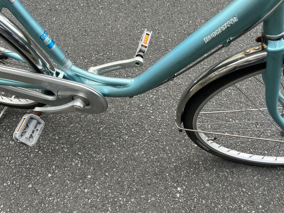お*と様 中古ブリヂストン軽量アルミオート自転車24インチ★チェーンケース新品※