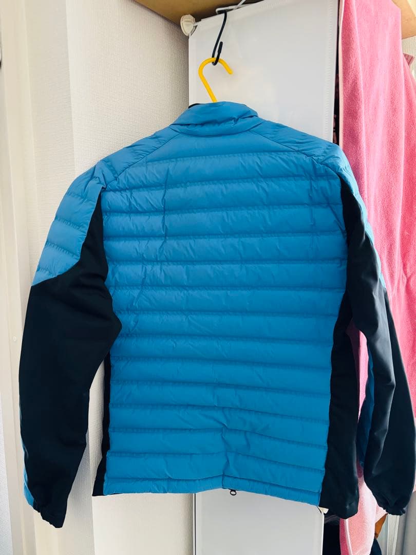 DESCENTEゴルフAIRポケットダウンジャケット　【早い者勝ち大幅OFF】