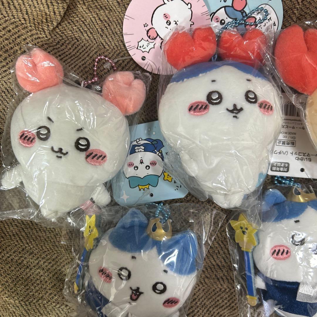 ５個　ちいかわ　カニなちいかわ　カニなハチワレ　ロブスターなうさぎ　マスコット