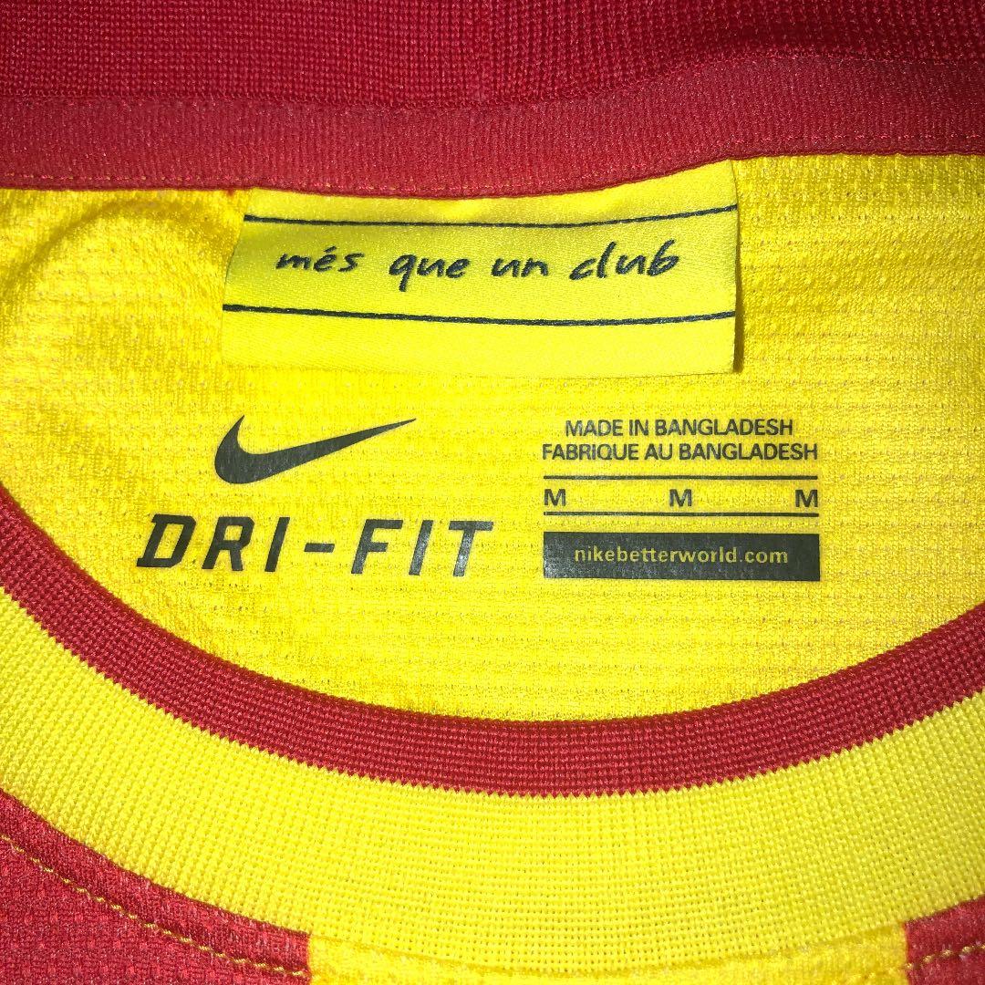 バルセロナ　メッシの直筆サイン　【本物】