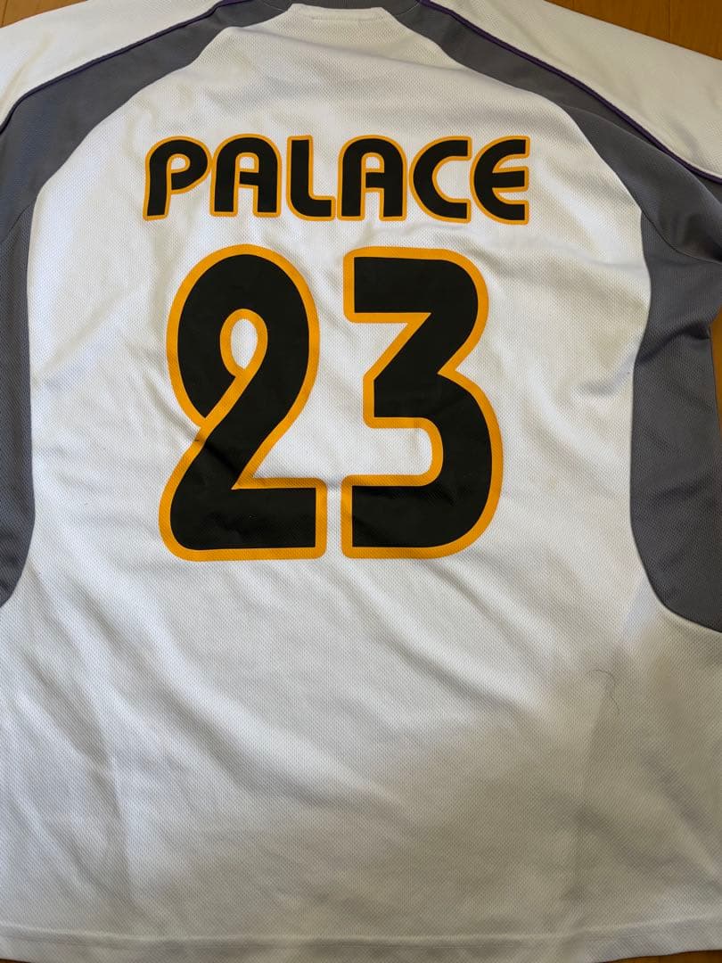 パレス　サッカーシャツ
