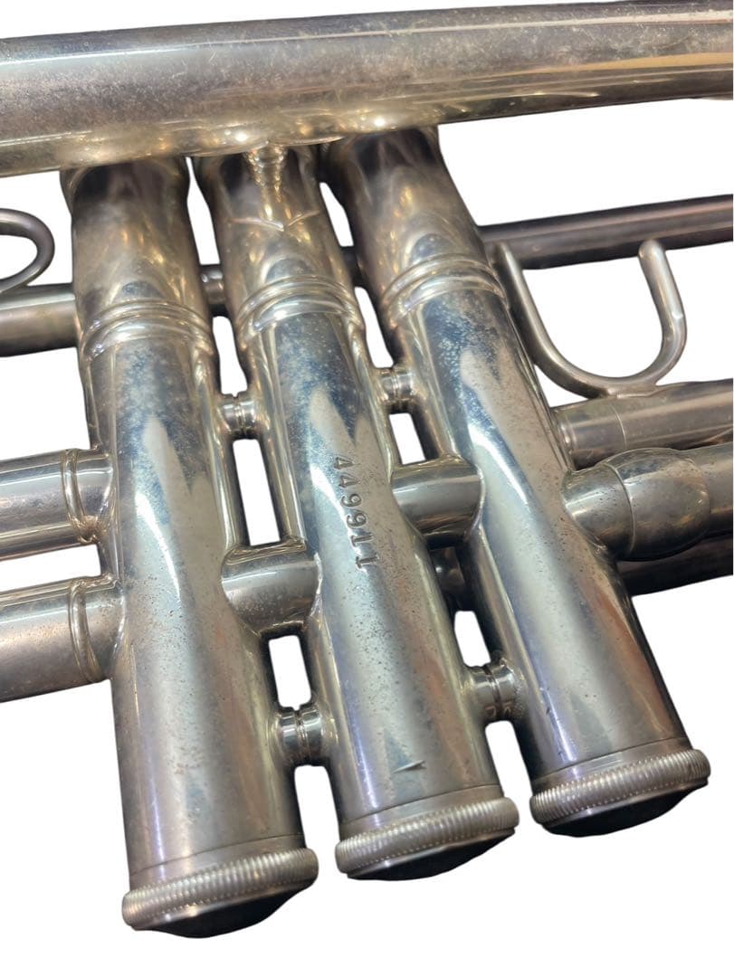 Bach Stradivarius Model 37 180MLS トランペット