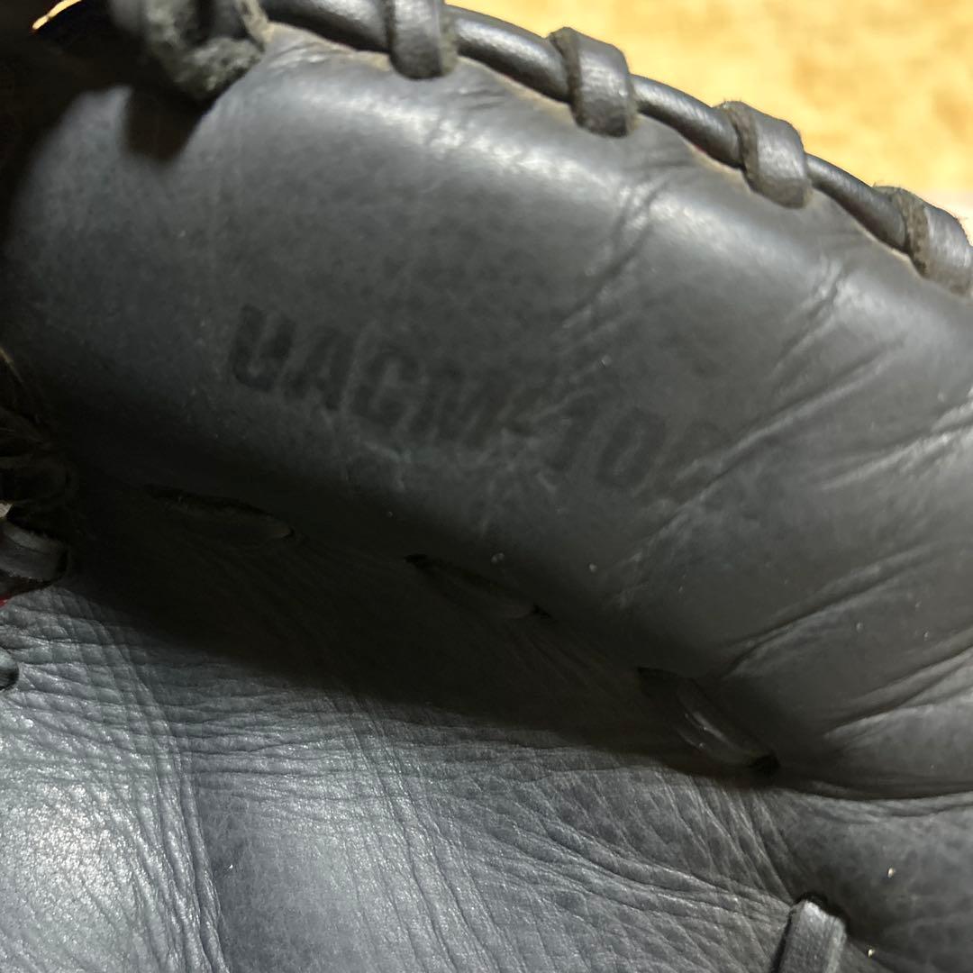 Under Armour 軟式グローブ 黒　キャッチャーミット　右投げ