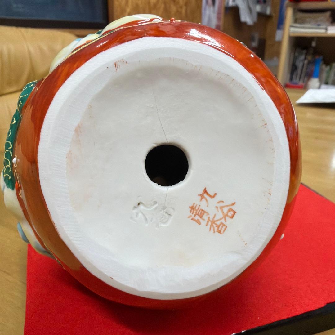 ドラゴン陶器装飾品