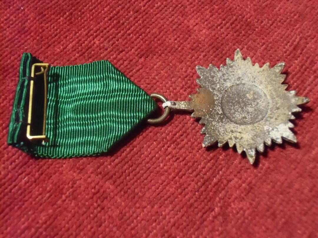 ⊞ドイツ軍＊オストフォルクス章２級＊ブロンズ章＊（実物）