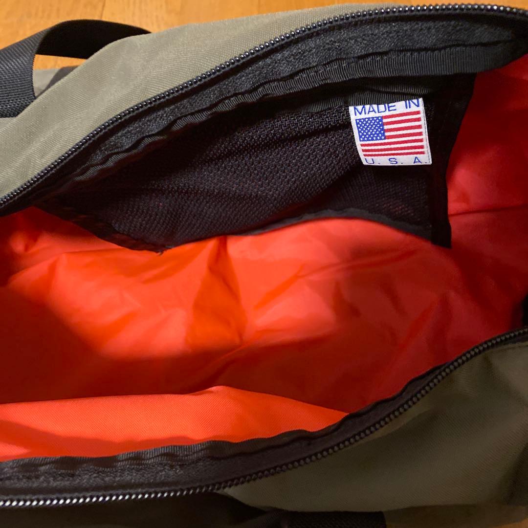 ONE 7 SIX ボストンバッグ　PVCパッチ付き