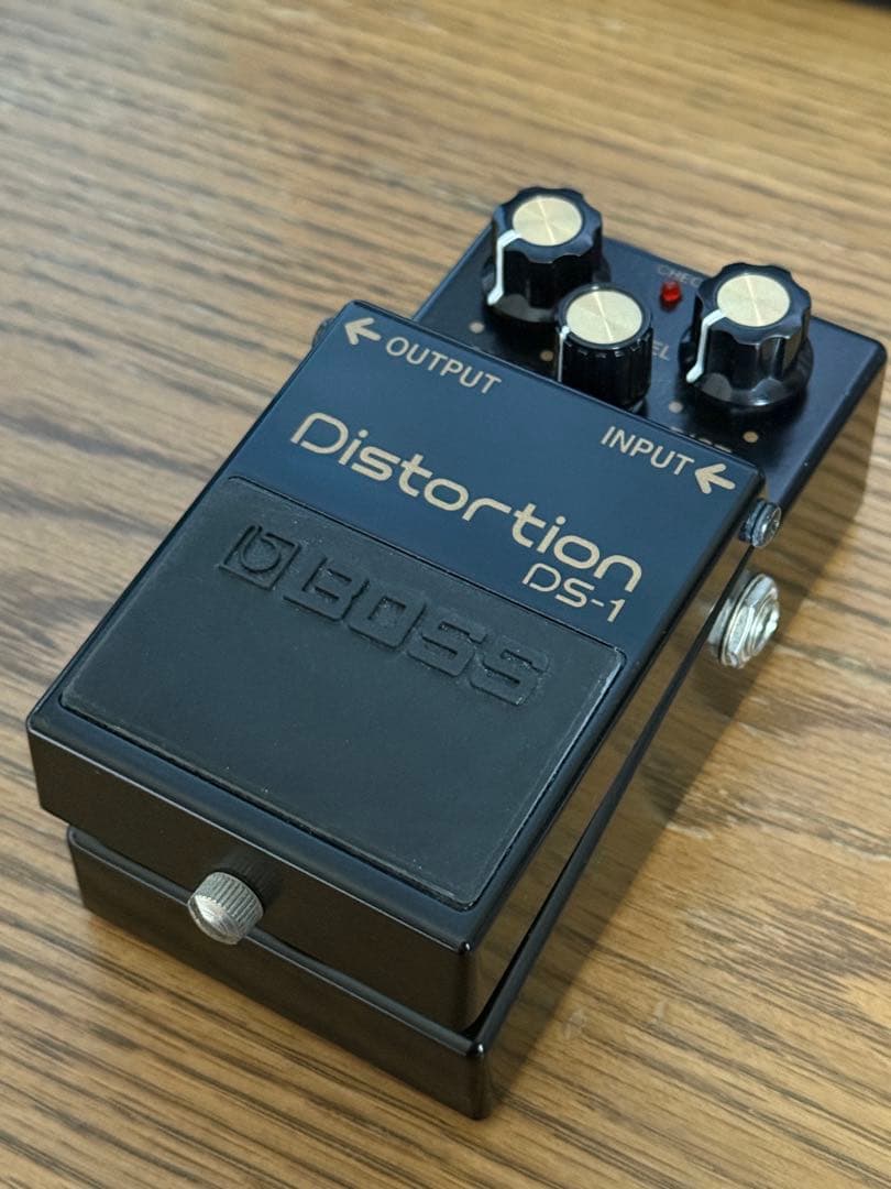 BOSS DS-1-4A Distortion 40周年記念限定モデル