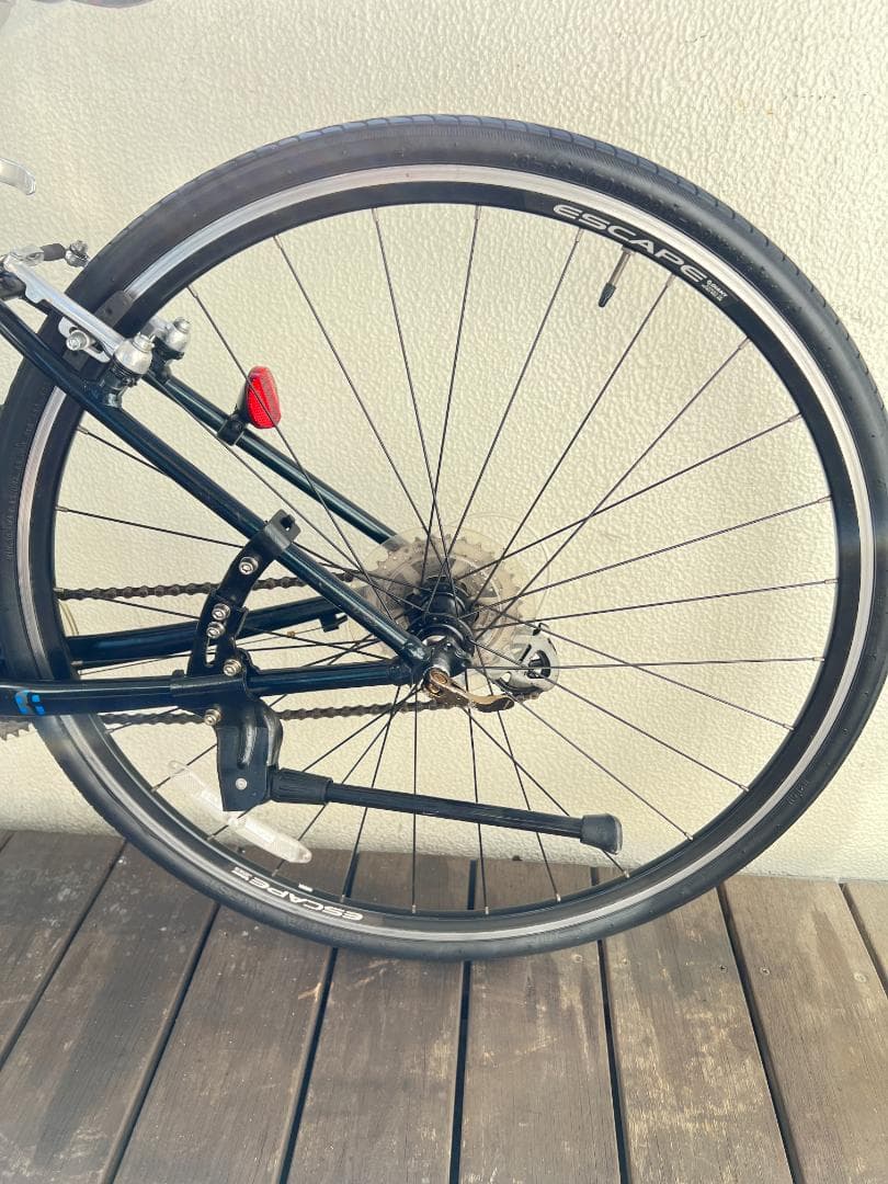 GIANT LIV ESCAPE XSクロスバイク　外装２４段変速　引き取専用