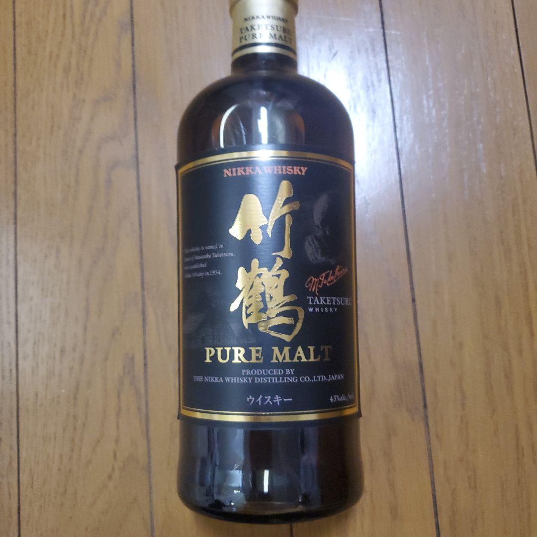 新品・未開封☆竹鶴 PURE MALT 700ml 黒ラベル（旧ボトル早い者勝ち