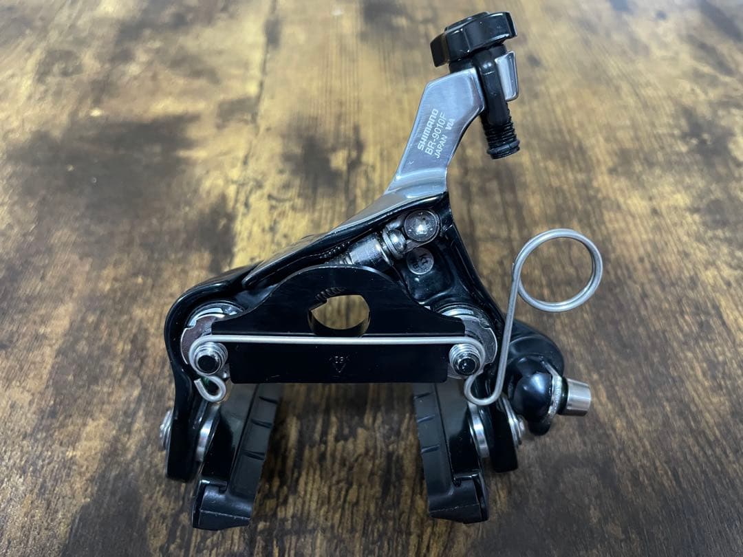 BR-9010F デュラエース ダイレクトマウントブレーキフロントのみ