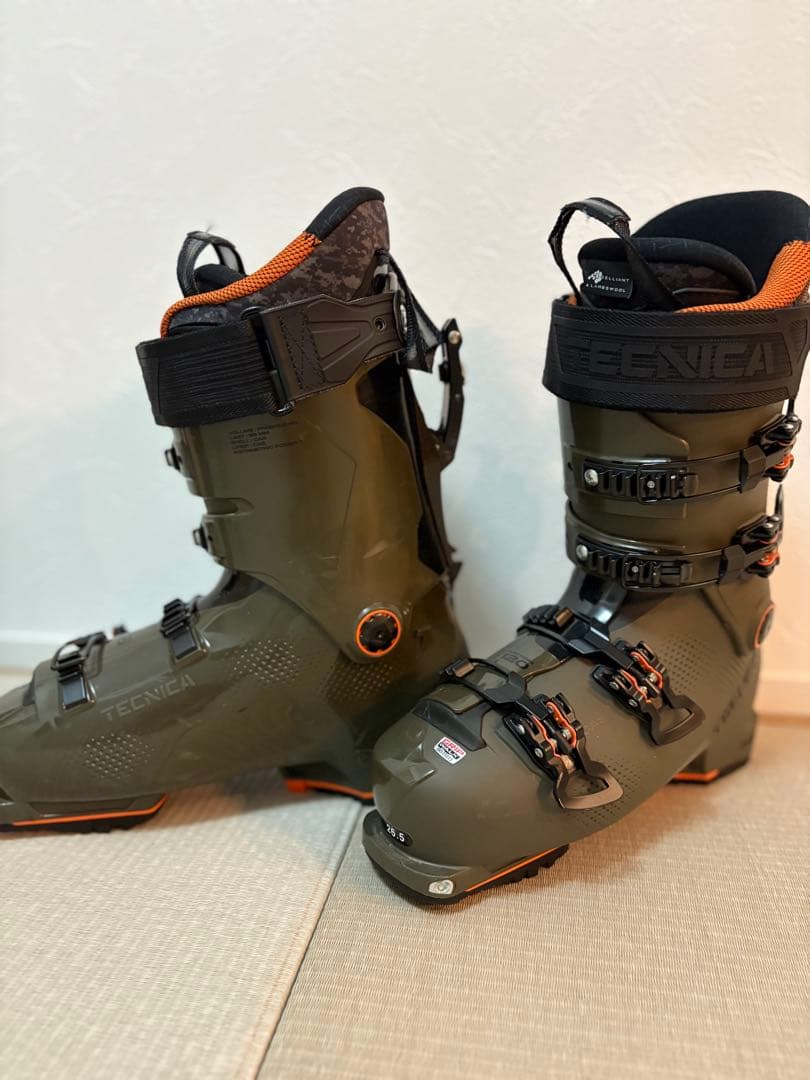 Tecnica Cochise 120 スキーブーツ オリーブグリーン